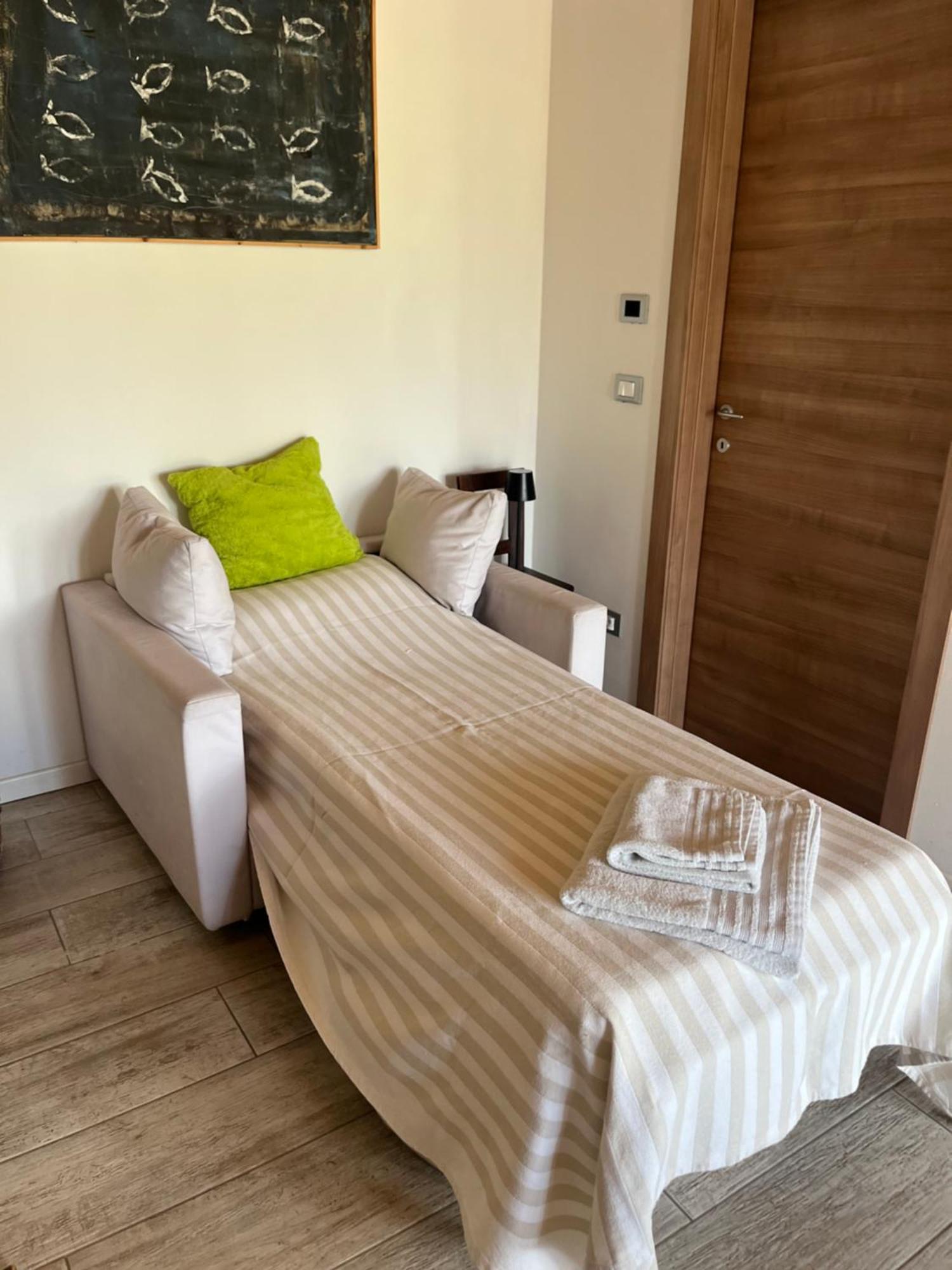 B&B Rooms Moncalvo Dış mekan fotoğraf